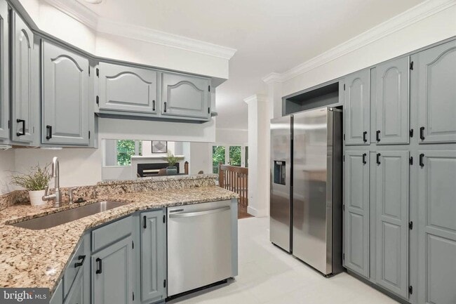 Building Photo - 2734 Gingerview Ln
