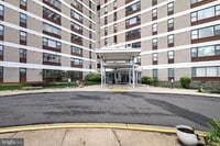 Building Photo - 4600 Duke St