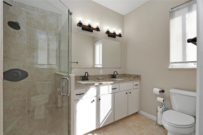 Building Photo - 2022 NW 58th Ct