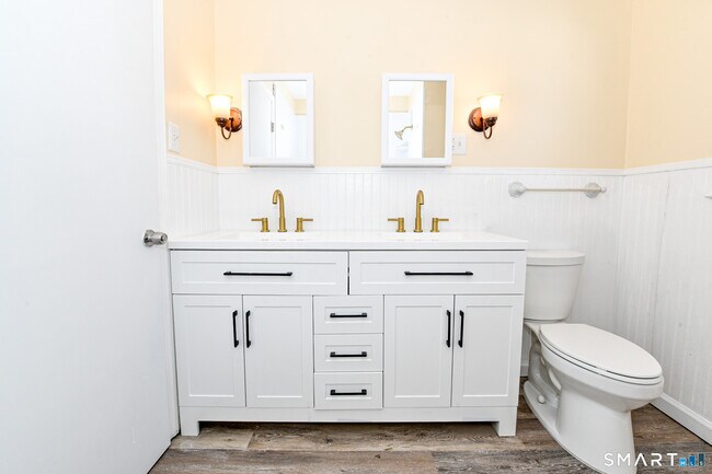 Building Photo - 90 Mary Ellen Dr