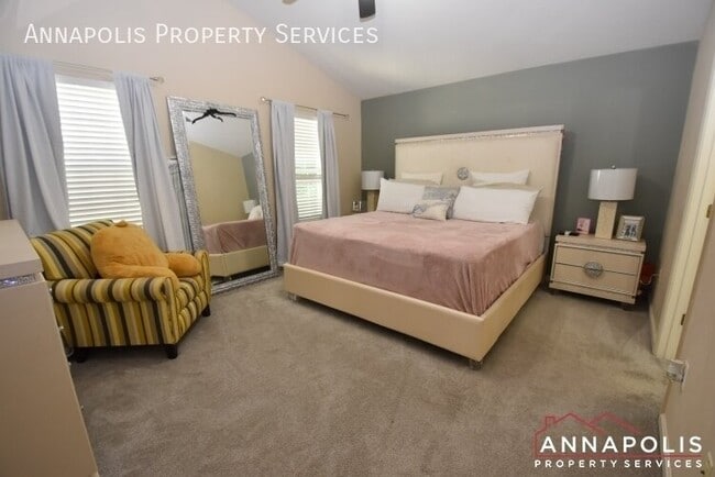 Building Photo - 2711 Summers Ridge Dr