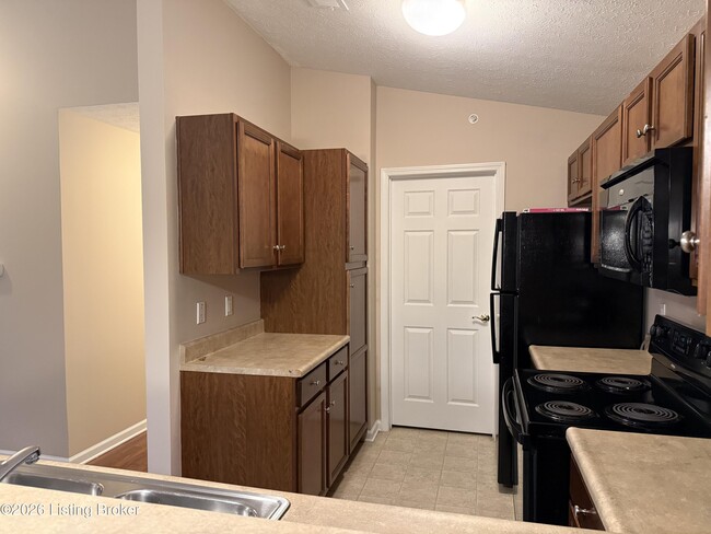 Building Photo - 12102 Redspire Drive