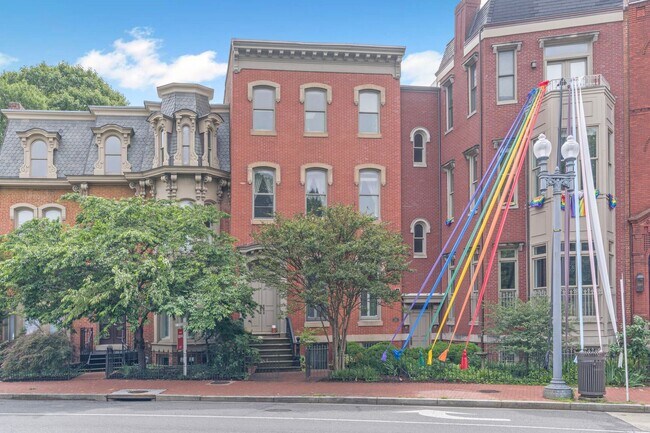 Building Photo - Available Now! Two Bed/Two Bath in the Mos...