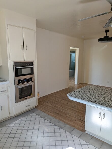 Building Photo - 336 S Ynez Ave