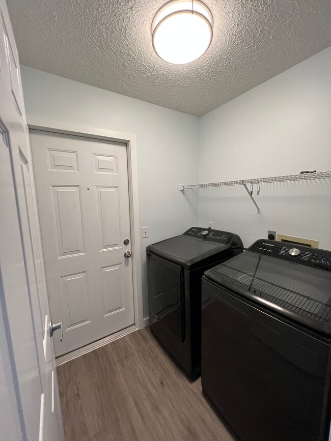 Laundry room - 115 Nautilus St