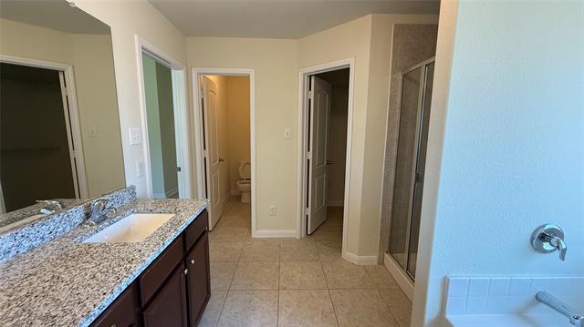 Building Photo - 1829 Persimmon Dr