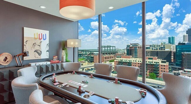 Building Photo - 1995 Wewatta St