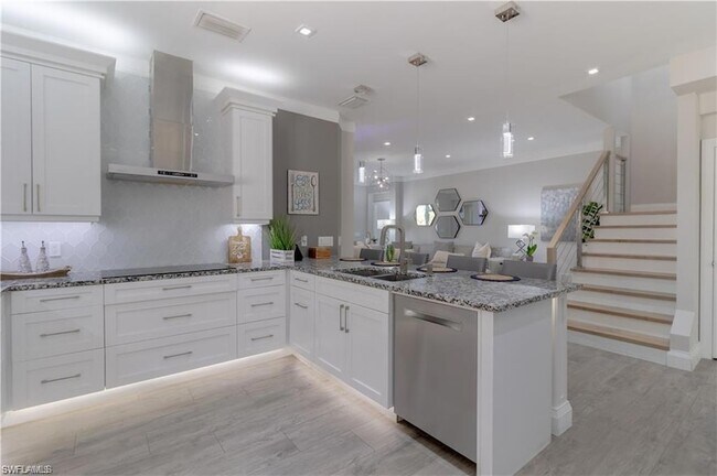 Building Photo - 5544 Lago Villaggio Way