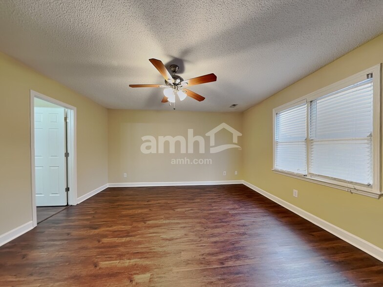 Building Photo - 6216 Winter Spring Dr