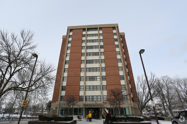 Building Photo - Danforth Tower East