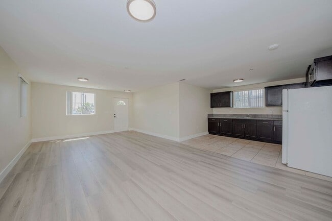 Building Photo - 8711 McKinley Pl