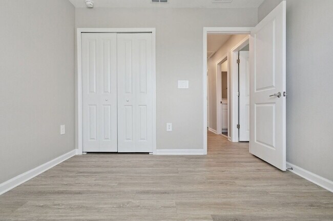 Building Photo - Spacious 4-Bed Retreat with 2.5 Baths in Davenport, FL – Your Next Rental Home Awaits!