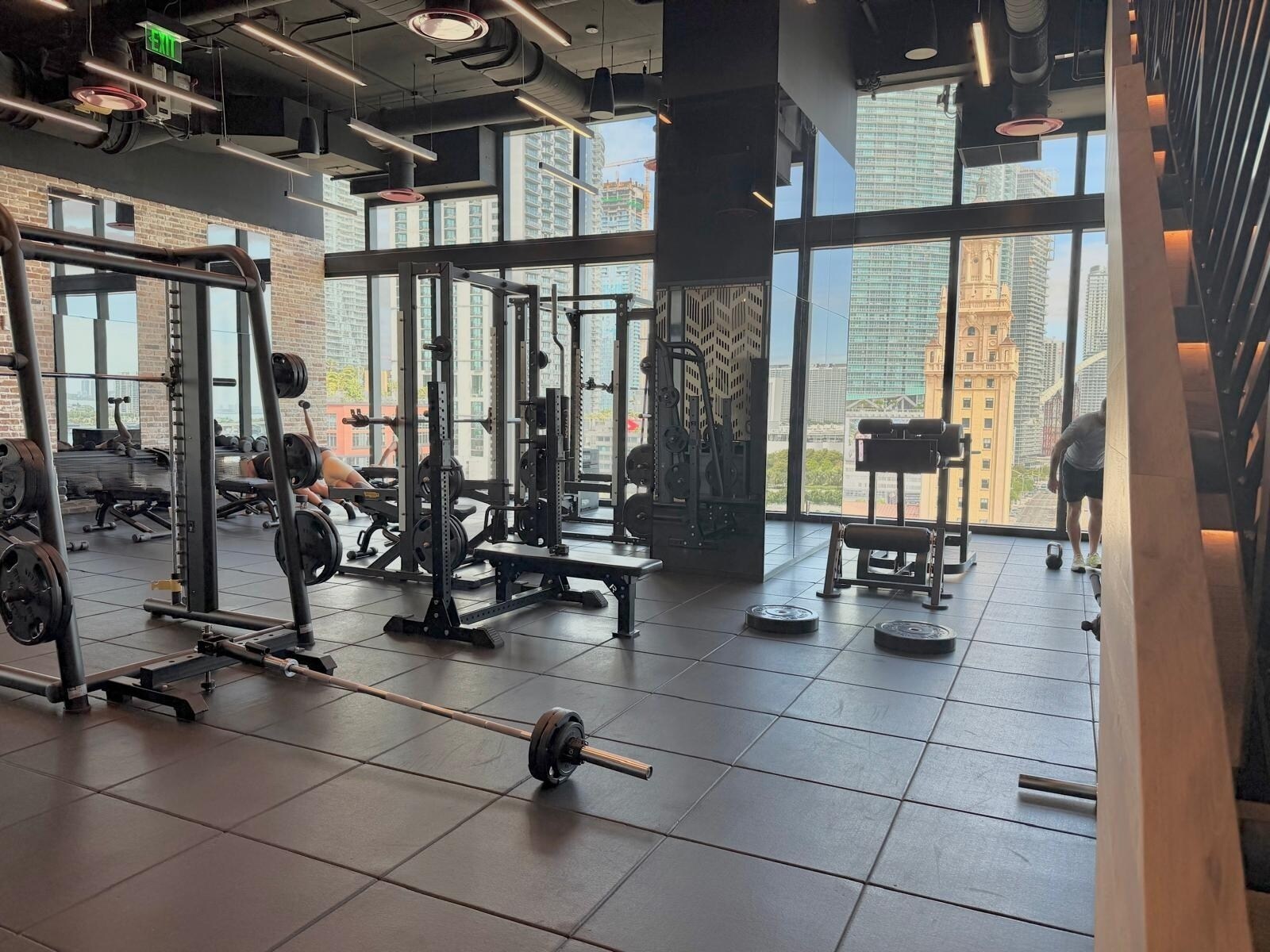 Building Photo - 398 NE 5th St