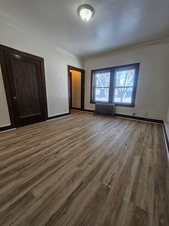 Building Photo - 1933 Lee Rd