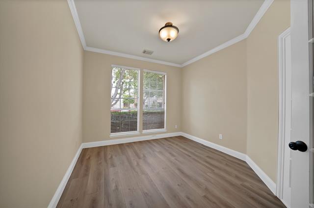 Building Photo - 18638 Tall Oak Dr