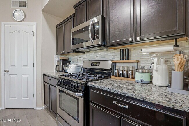 Building Photo - 14805 Ava Leigh