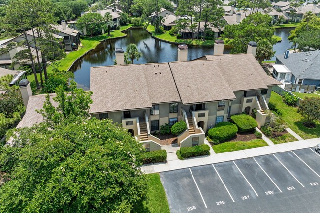 Building Photo - Beautiful Condo