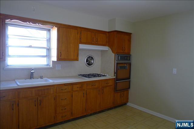 Building Photo - 129-131-131 6th St