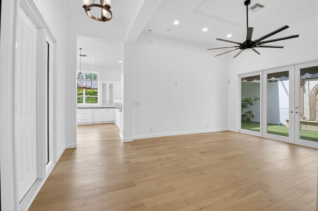 Building Photo - 3924 NW 58th St