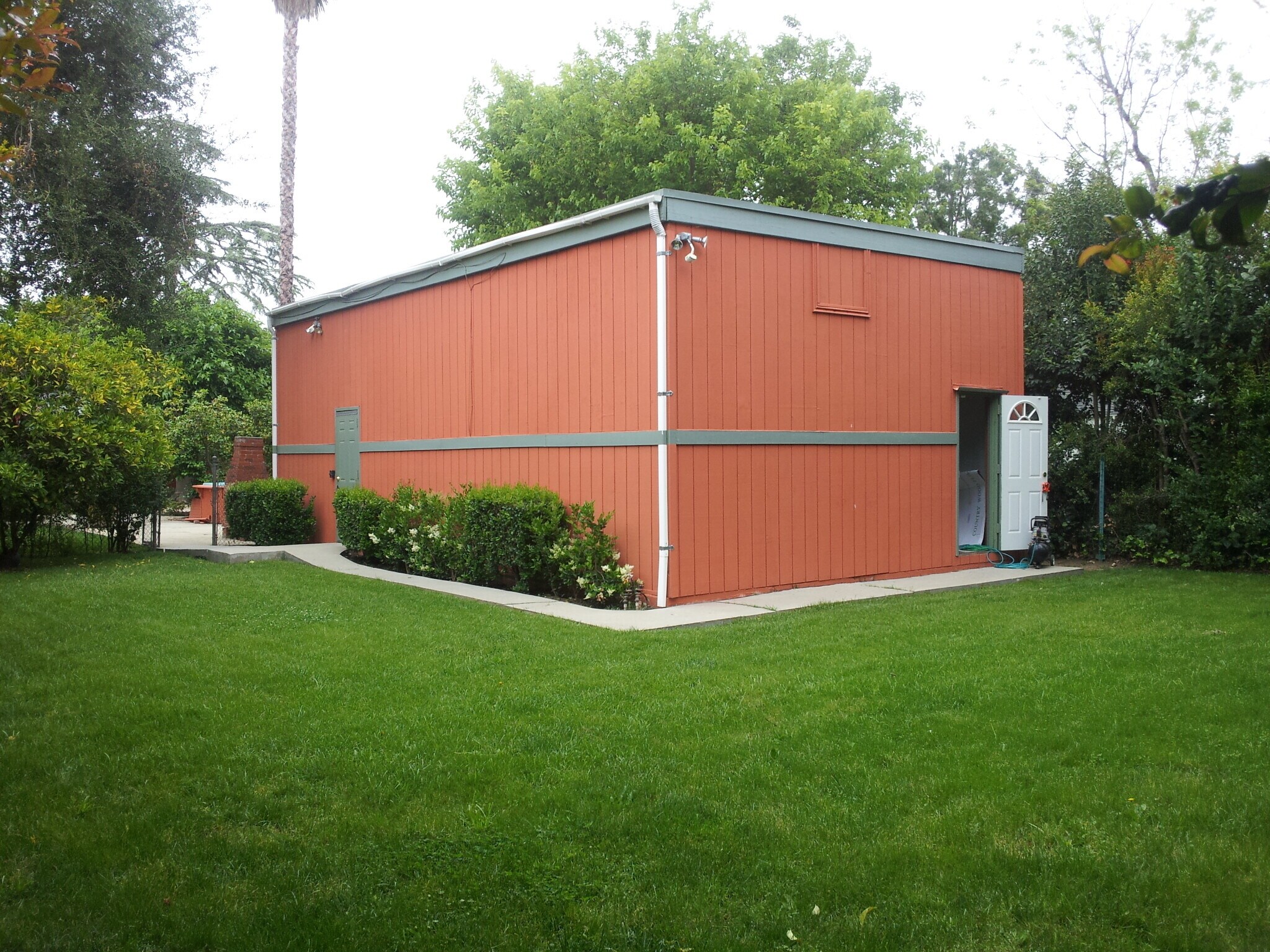 Building Photo - 14152 Lemay St
