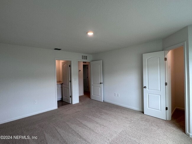 Building Photo - 39 Tidal Bch Ave