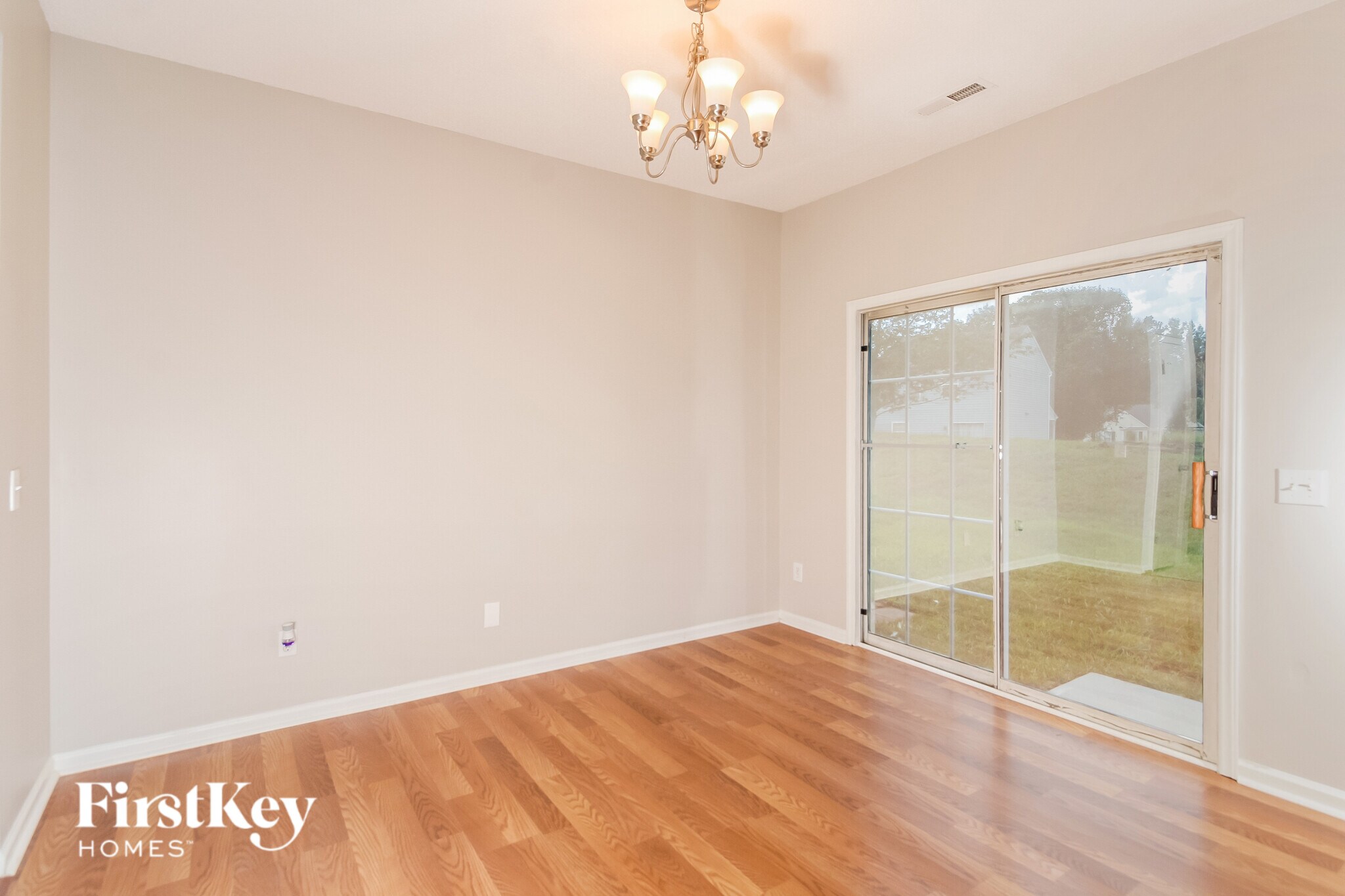 Building Photo - 4230 Fairwood Dr