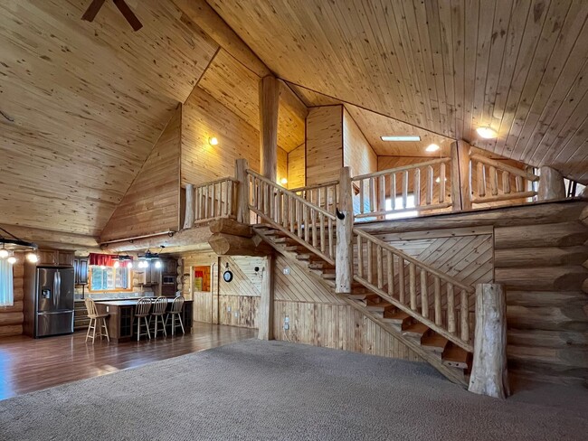 Building Photo - Enchanting Log Home for Lease