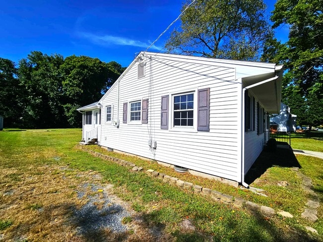 Building Photo - 308 Carey Ave