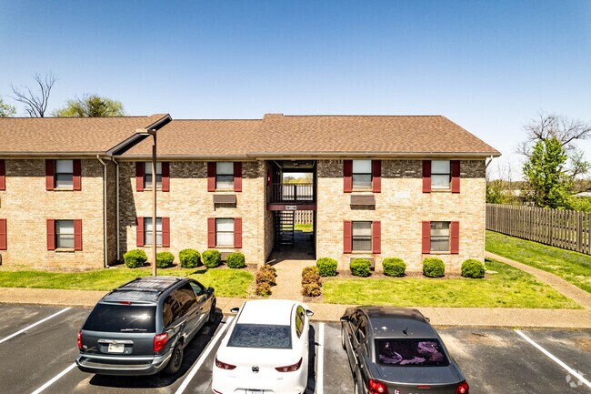 Building Photo - The Laurel Cove