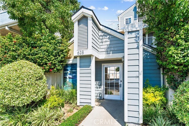 Building Photo - 628 Daisy Ave