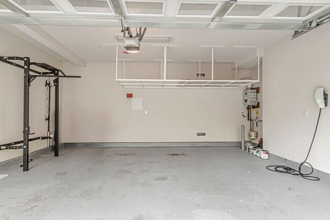 Building Photo - Stunning Home with Modern Upgrades and Pri...