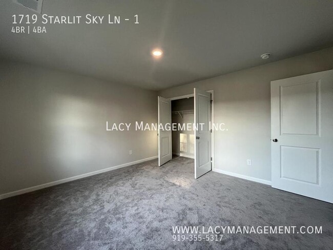 Building Photo - 1719 Starlit Sky Ln