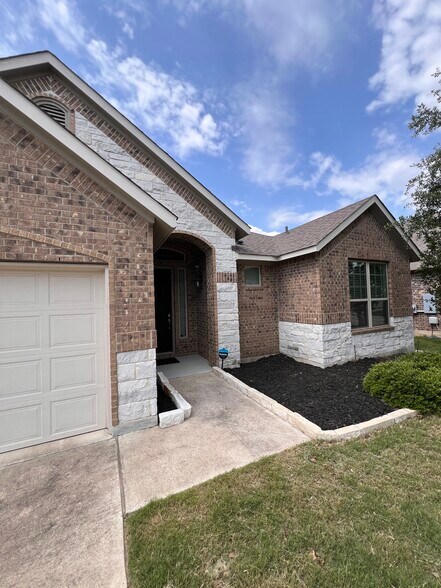 Building Photo - 2809 Rabbit Creek Dr