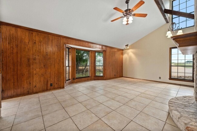 Building Photo - 1700 Co Rd 130