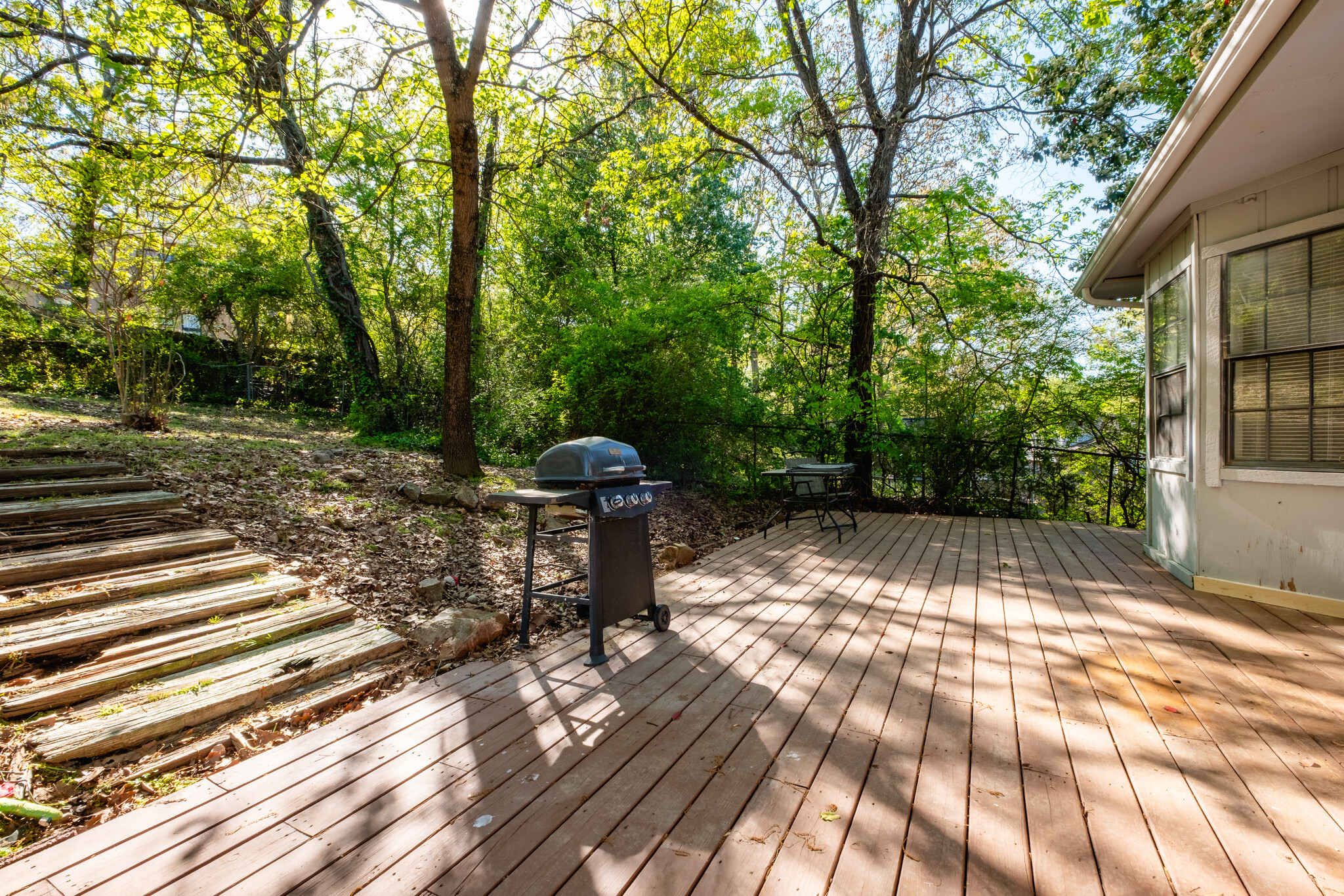 Building Photo - 12 Rio Grande Forest Dr