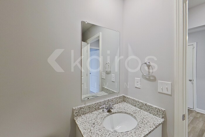 Building Photo - 280 Laurel Springs Dr