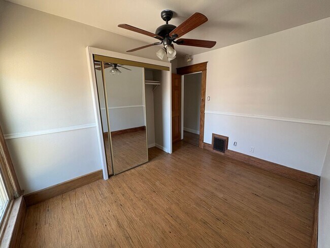 Building Photo - Private Suites in a Beautiful Shared Home Near UNC & Coffee Shops