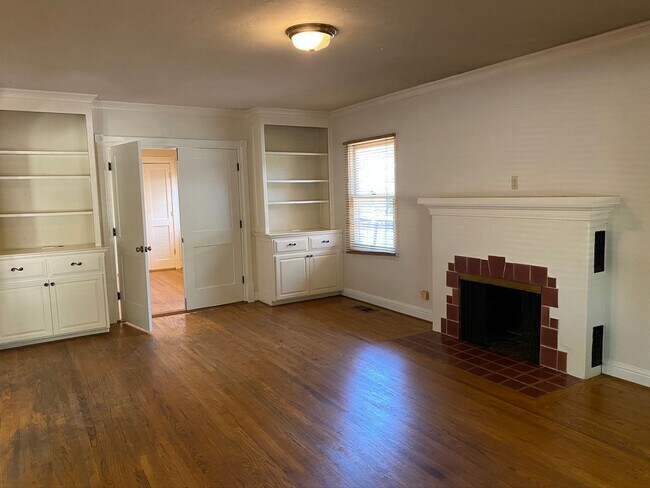 Building Photo - AVAILABLE JULY - Classic SLO Home with Cha...