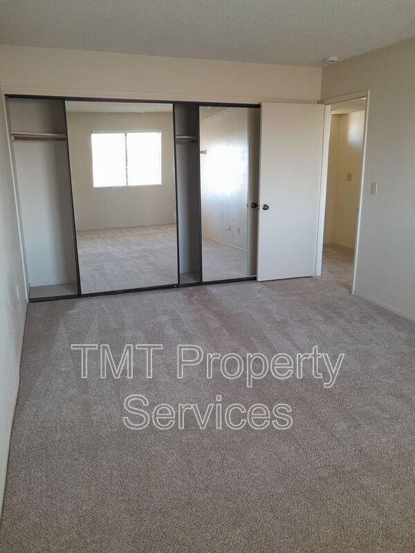 Building Photo - 1180 Sumner Pl