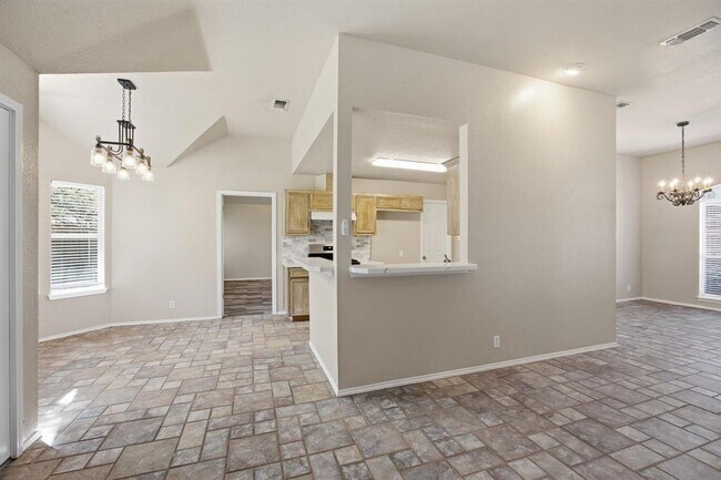 Building Photo - 141 Comanche Trail