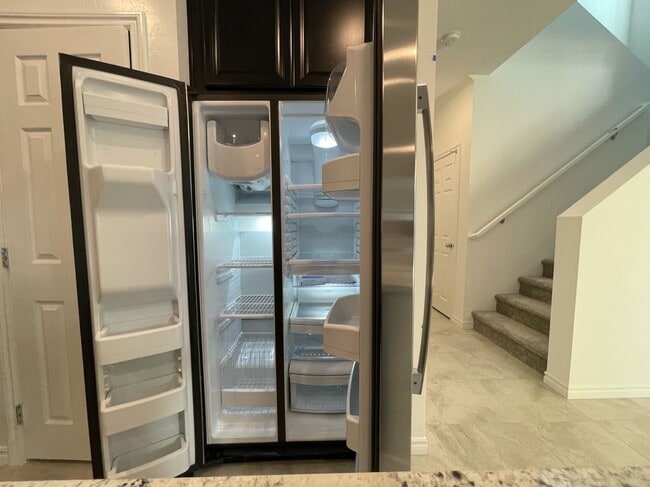 Building Photo - GATED 3 BED 2.5 BATH 2 CAR GARAGE + LOFT IN NORTH LAS VEGAS