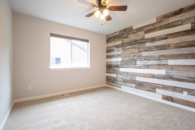 Building Photo - 23502 77th Ave E