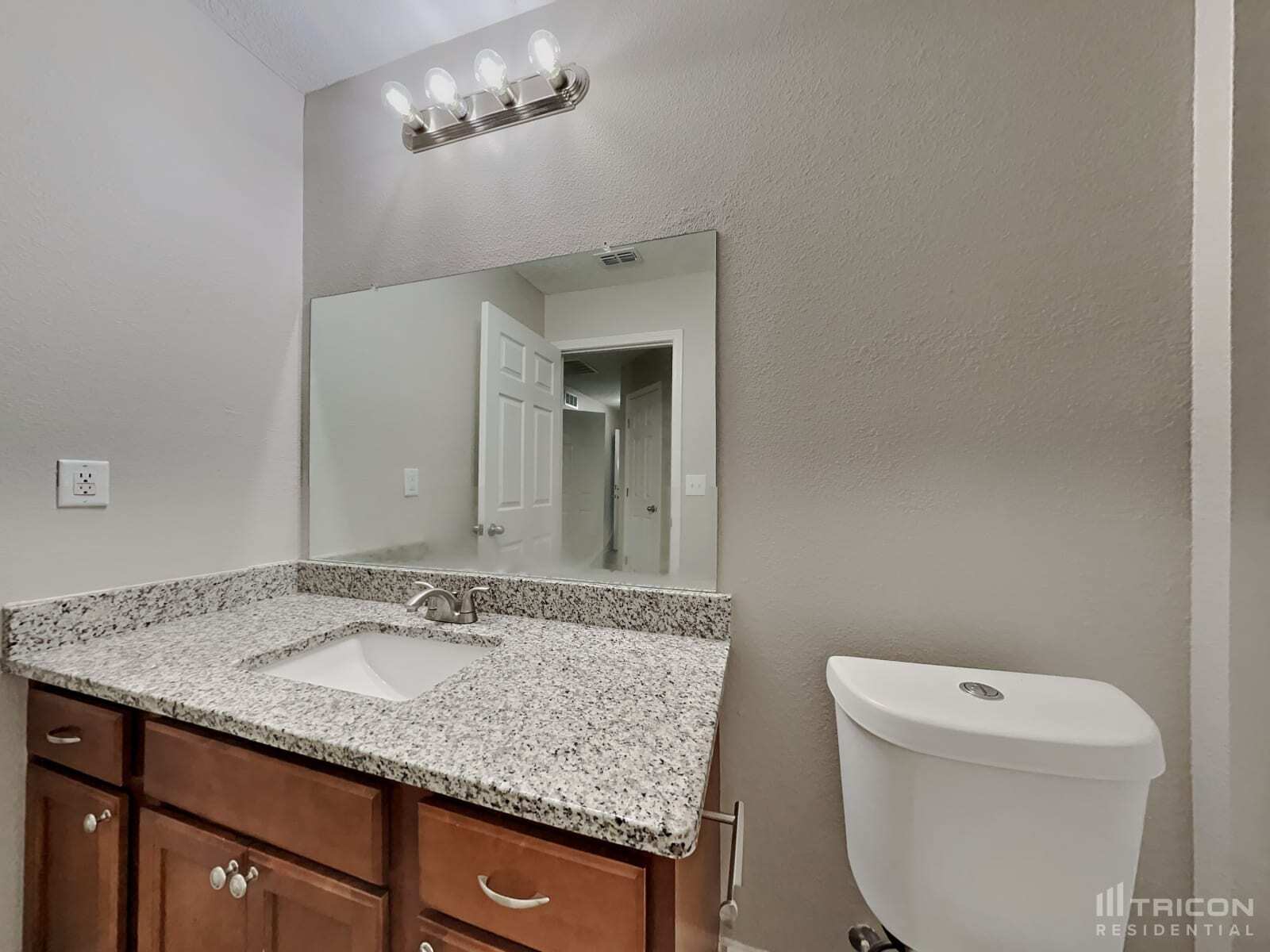 Building Photo - 4537 Glendas Meadow Dr