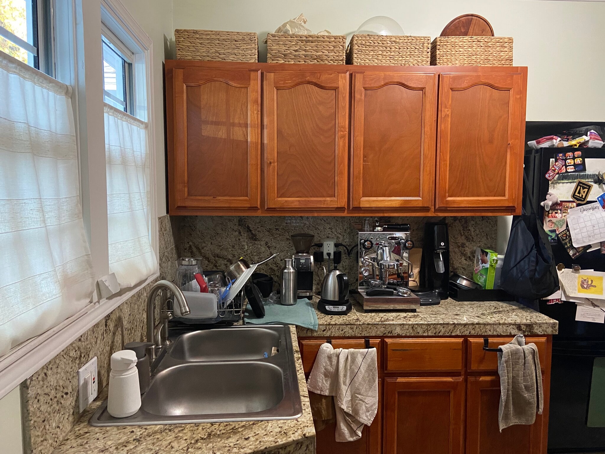 Plenty of counter space & cabinets for storage - 607 N Garfield Ave