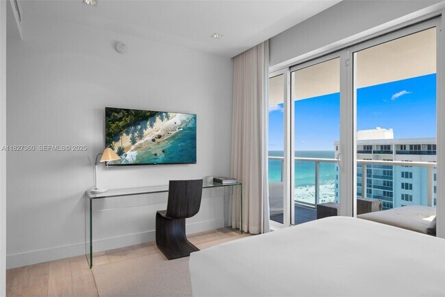 Building Photo - 102 24th St