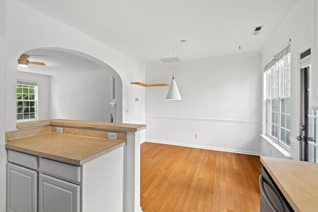 Building Photo - Hope Valley Farms Townhouse