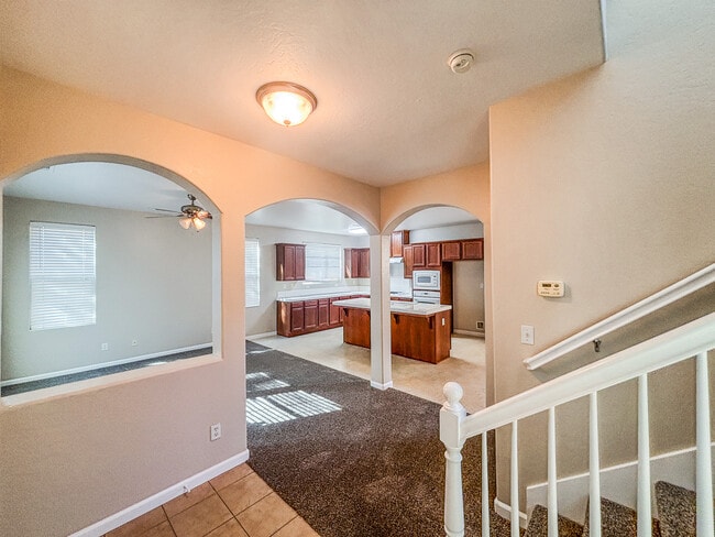 Building Photo - 5537 N Gates Ave