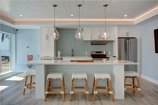 Building Photo - 25710 Hickory Blvd