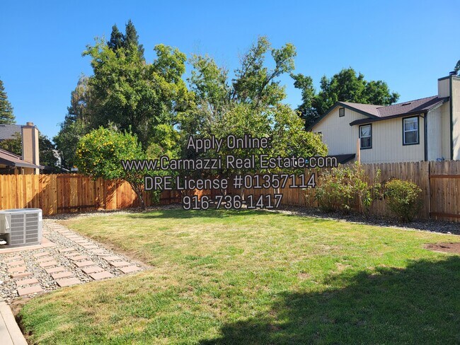 Building Photo - 9244 Mapleview Way