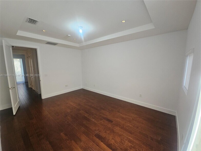 Building Photo - 9177 NW 33rd St